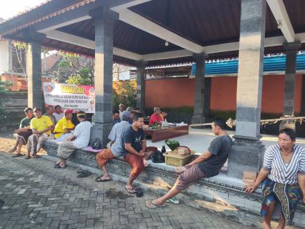 Tingkatkan kesadaran masyarakat PEMDES KALISADA adakan sosialisasi pembayaran pajak bumi dan banguna
